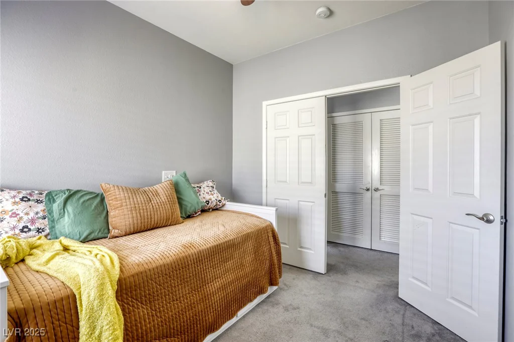 4028 Smokey Fog, North Las Vegas, NV 89081