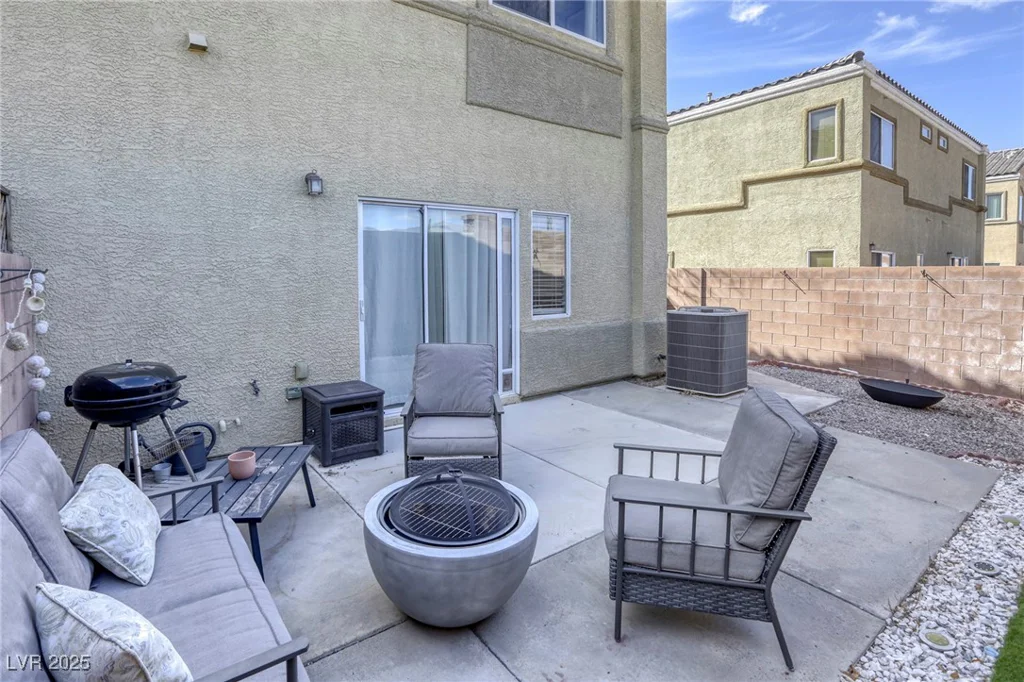 4028 Smokey Fog, North Las Vegas, NV 89081