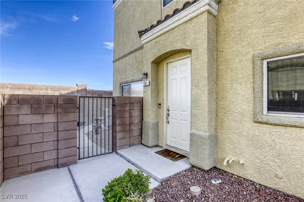 4028 Smokey Fog, North Las Vegas, NV 89081