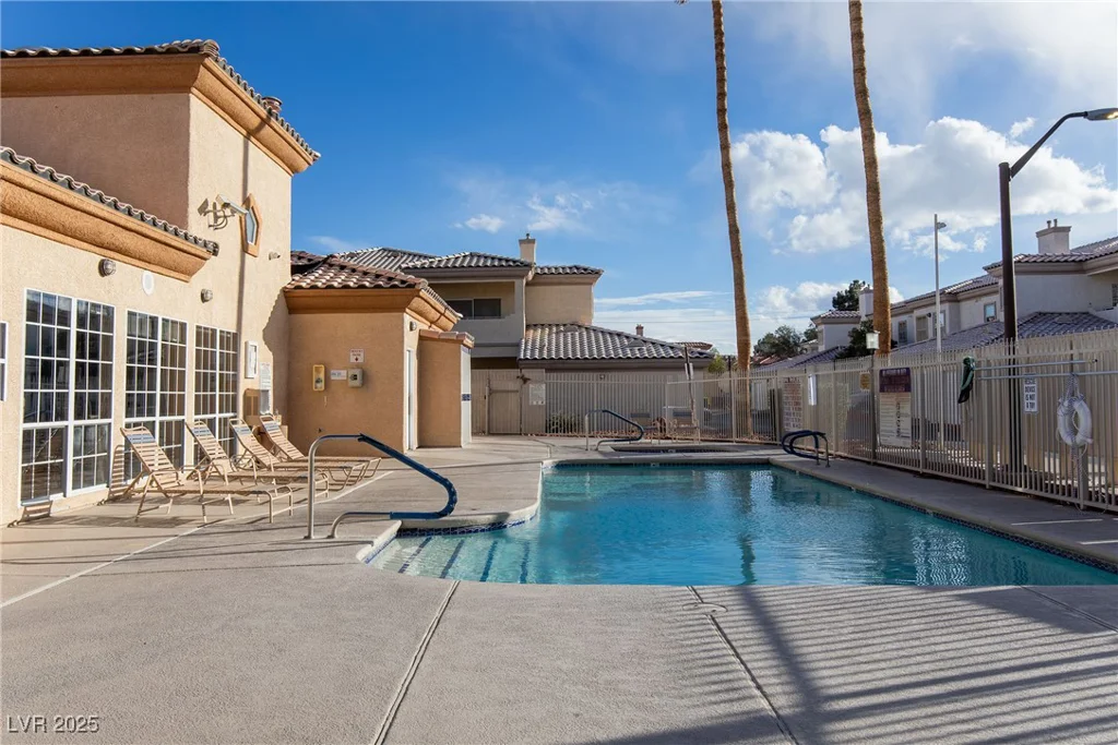 6700 Amarinta, Las Vegas, NV 89108