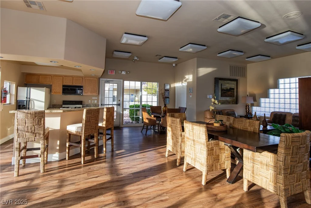6700 Amarinta, Las Vegas, NV 89108
