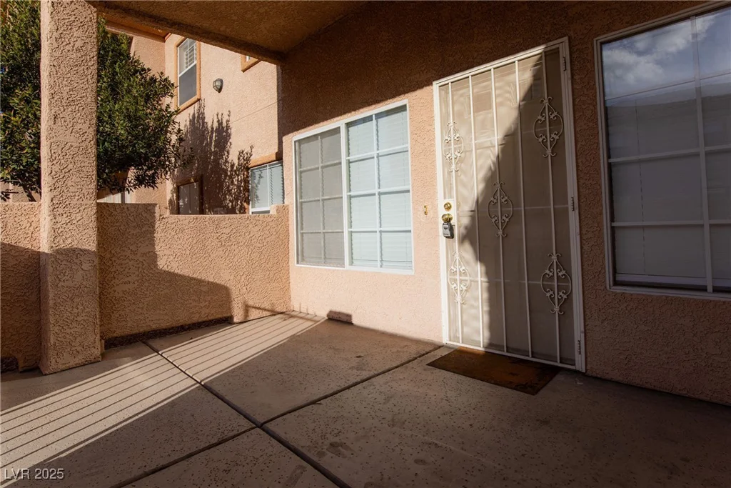 6700 Amarinta, Las Vegas, NV 89108