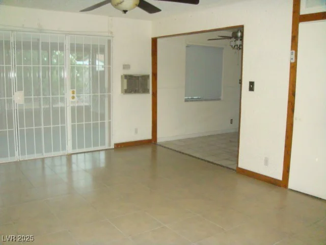 313 View, Las Vegas, NV 89107