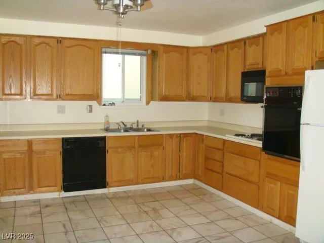 313 View, Las Vegas, NV 89107
