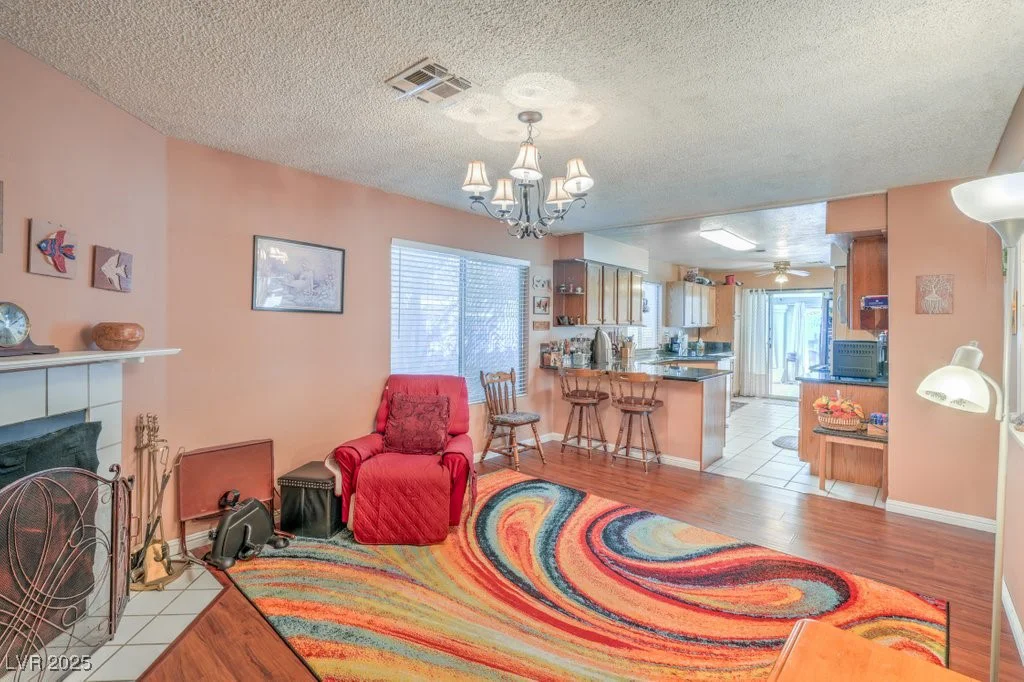 2700 Brienza, Las Vegas, NV 89117