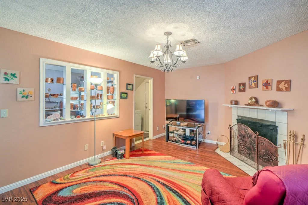 2700 Brienza, Las Vegas, NV 89117
