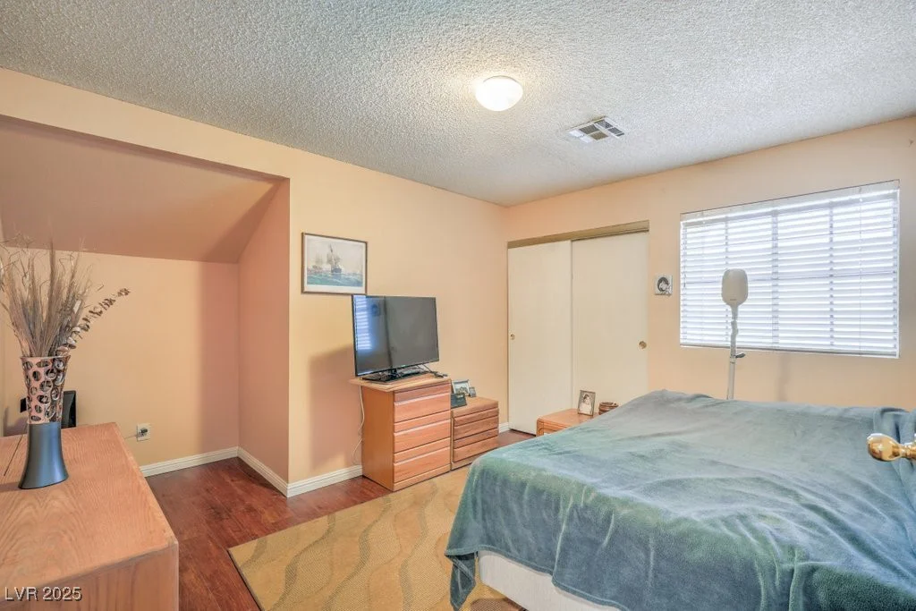 2700 Brienza, Las Vegas, NV 89117