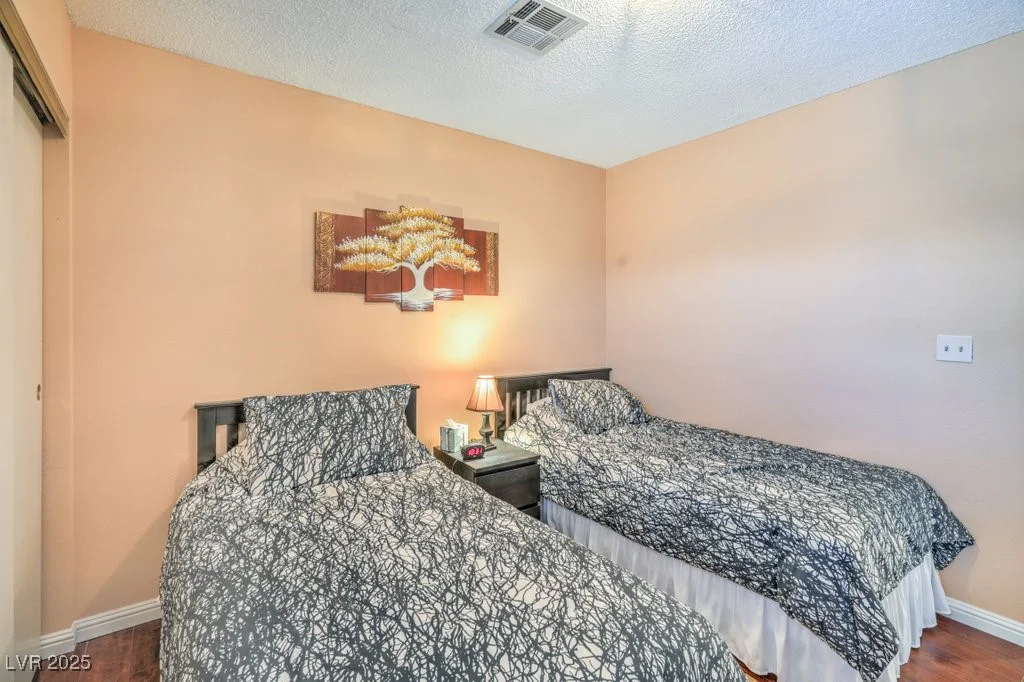 2700 Brienza, Las Vegas, NV 89117