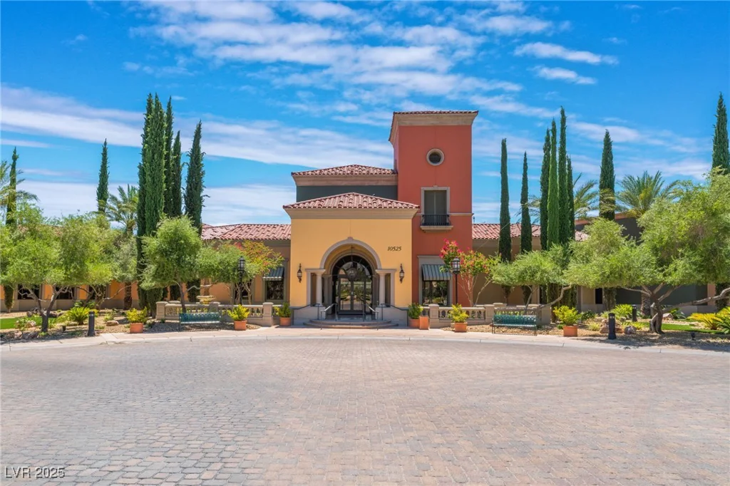 4963 Pensier, Las Vegas, NV 89135