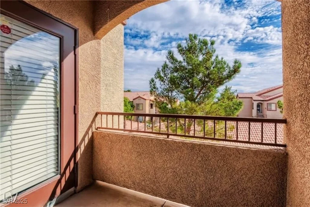9580 Reno, Las Vegas, NV 89148