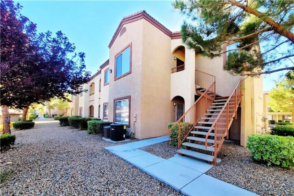 9580 Reno, Las Vegas, NV 89148