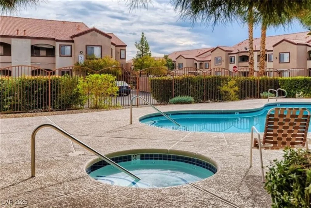 9580 Reno, Las Vegas, NV 89148