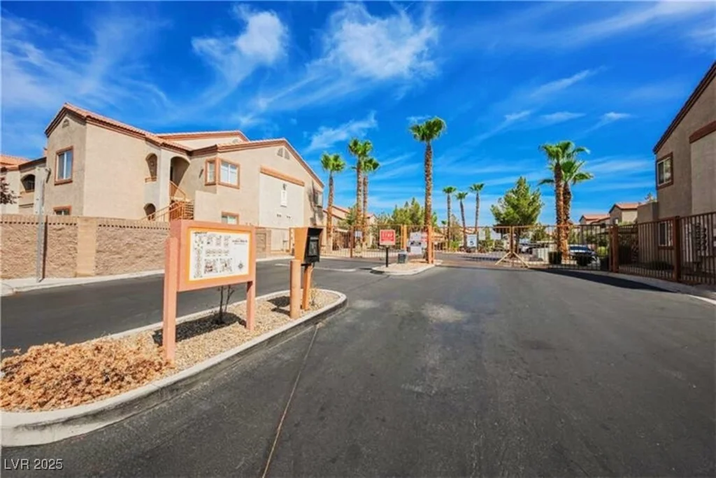 9580 Reno, Las Vegas, NV 89148