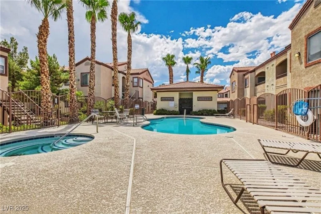 9580 Reno, Las Vegas, NV 89148