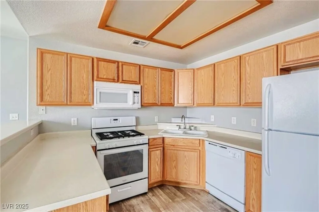 9580 Reno, Las Vegas, NV 89148