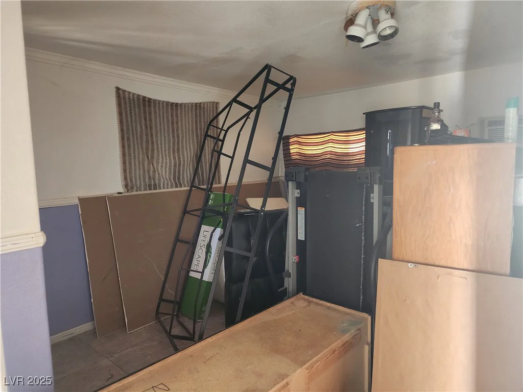 2746 Owens, North Las Vegas, NV 89030