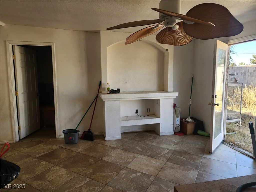 2746 Owens, North Las Vegas, NV 89030