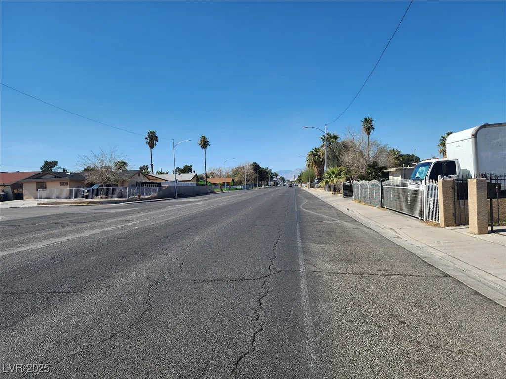 2746 Owens, North Las Vegas, NV 89030