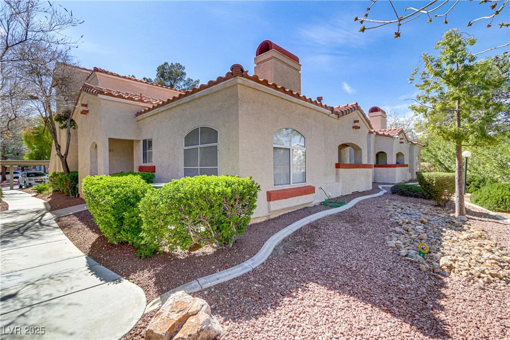 8408 Running Deer, Las Vegas, NV 89145