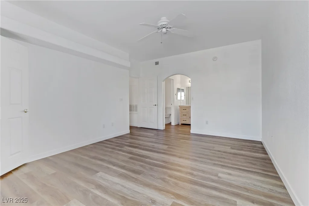 8408 Running Deer, Las Vegas, NV 89145