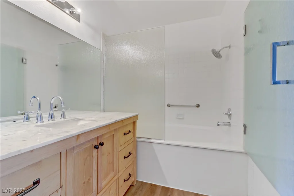 8408 Running Deer, Las Vegas, NV 89145