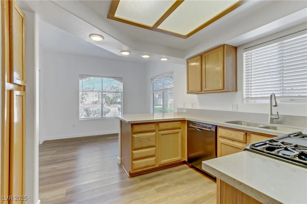 8408 Running Deer, Las Vegas, NV 89145