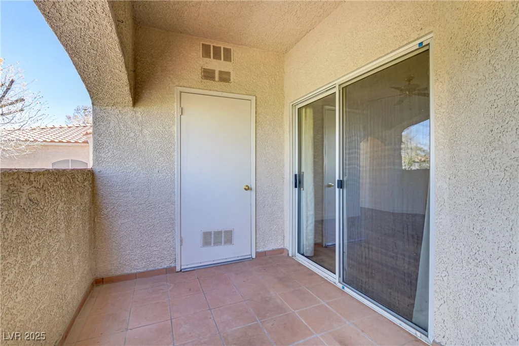 8408 Running Deer, Las Vegas, NV 89145