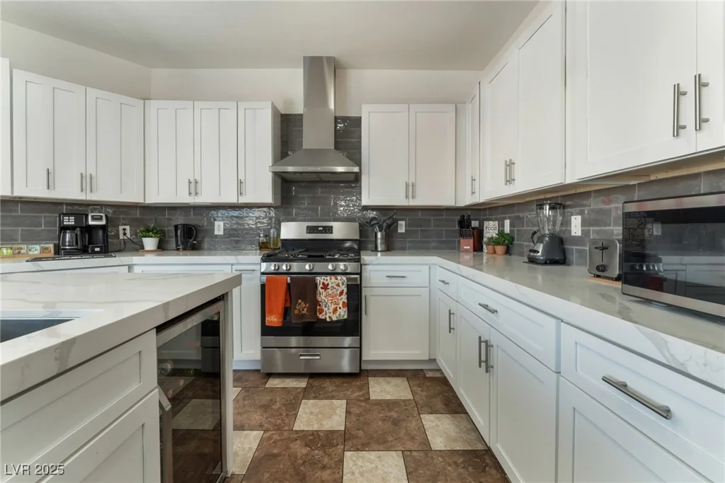 6552 Casamar, North Las Vegas, NV 89086