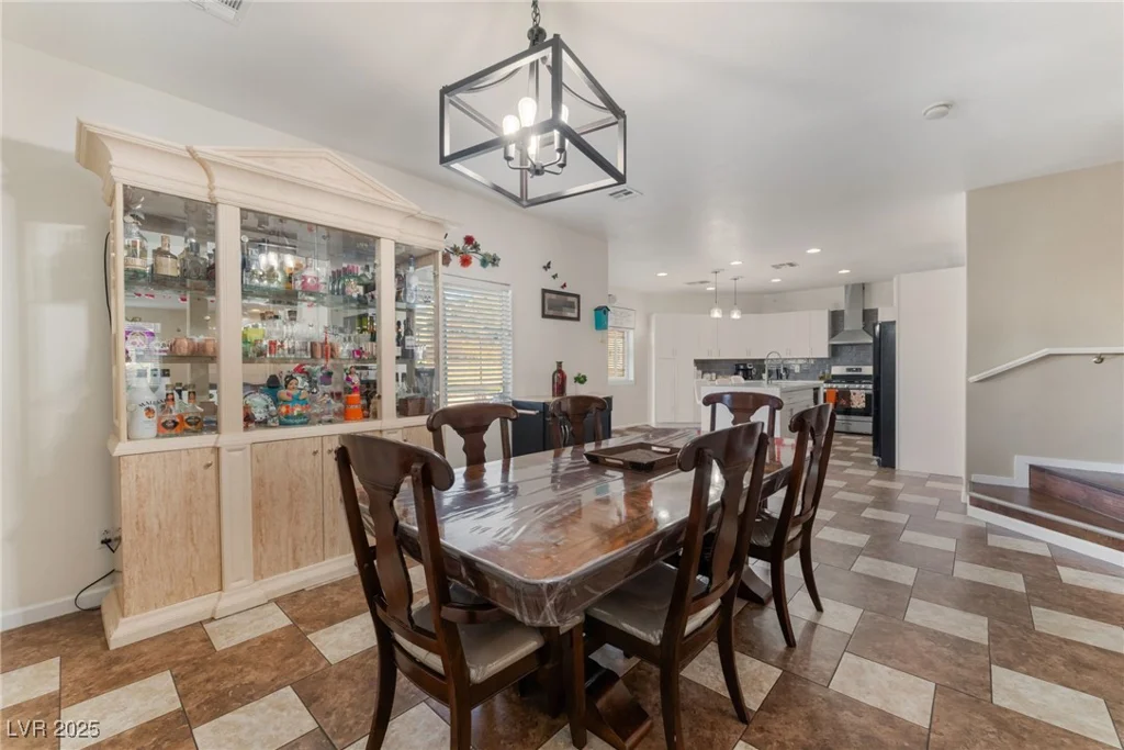 6552 Casamar, North Las Vegas, NV 89086