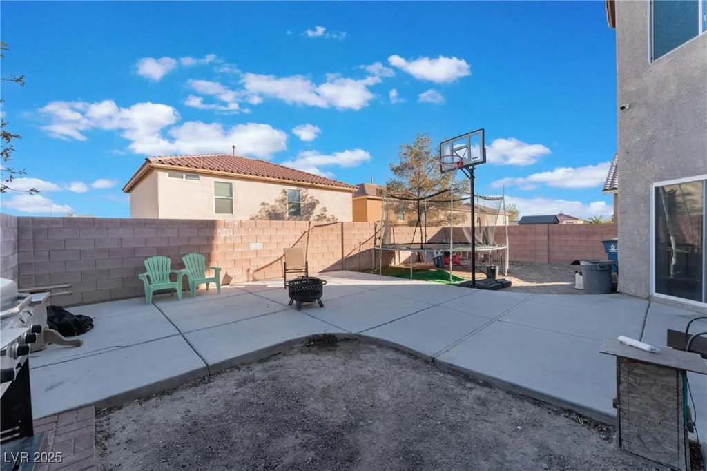 6552 Casamar, North Las Vegas, NV 89086