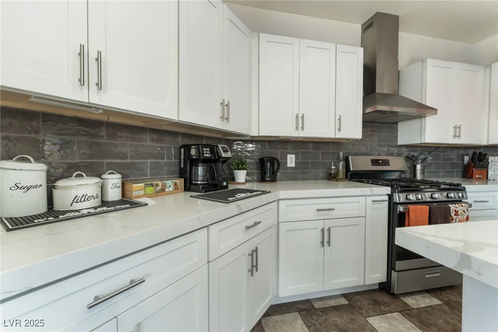 6552 Casamar, North Las Vegas, NV 89086