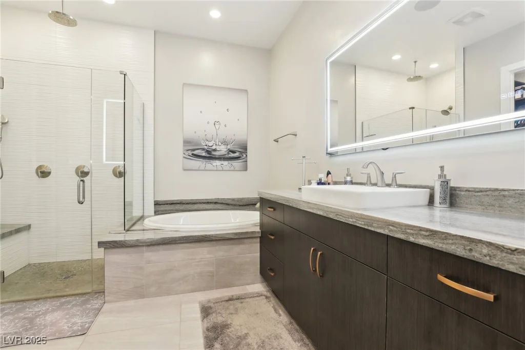 9938 Regency Canyon, Las Vegas, NV 89148