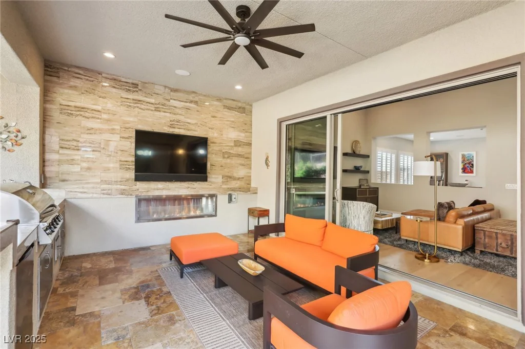 9938 Regency Canyon, Las Vegas, NV 89148