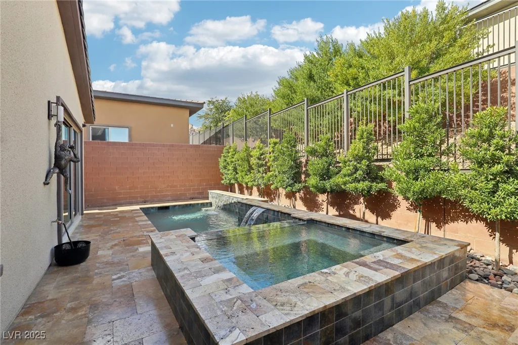 9938 Regency Canyon, Las Vegas, NV 89148