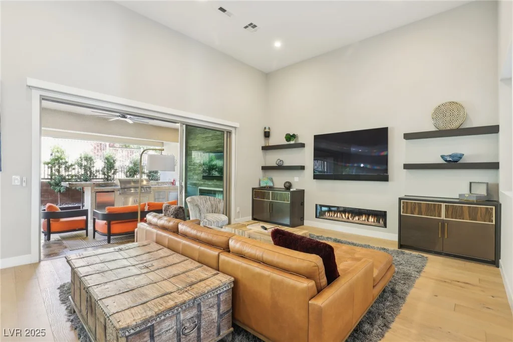 9938 Regency Canyon, Las Vegas, NV 89148