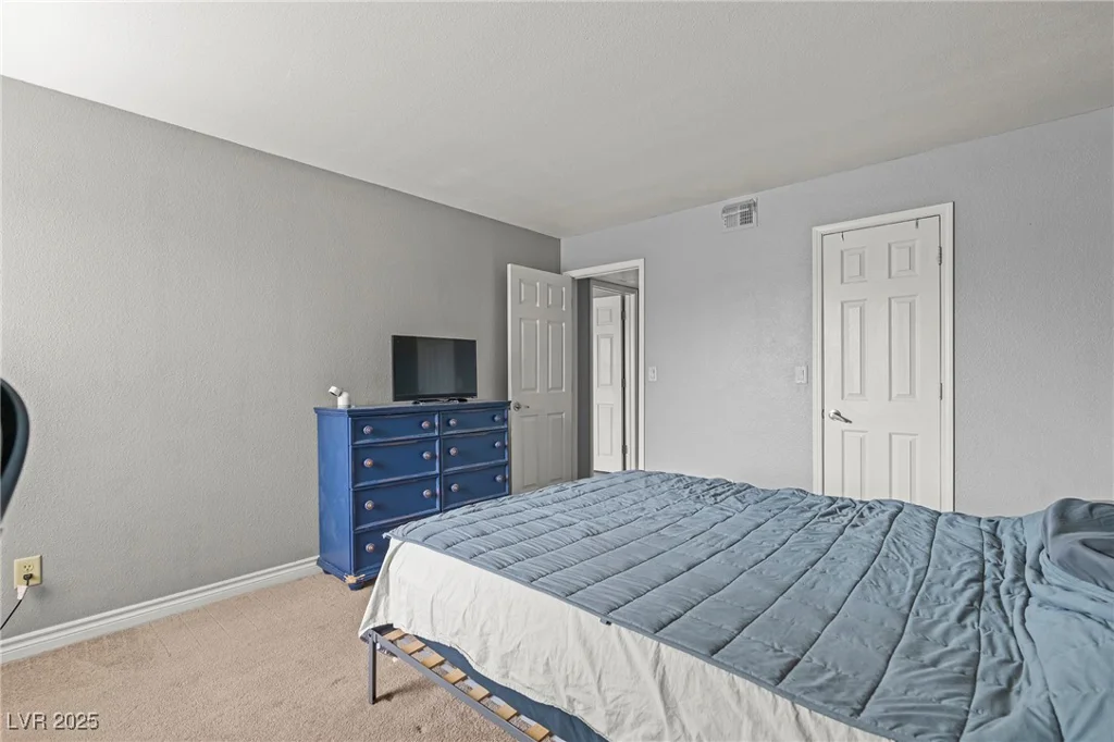 2451 Rainbow, Las Vegas, NV 89108