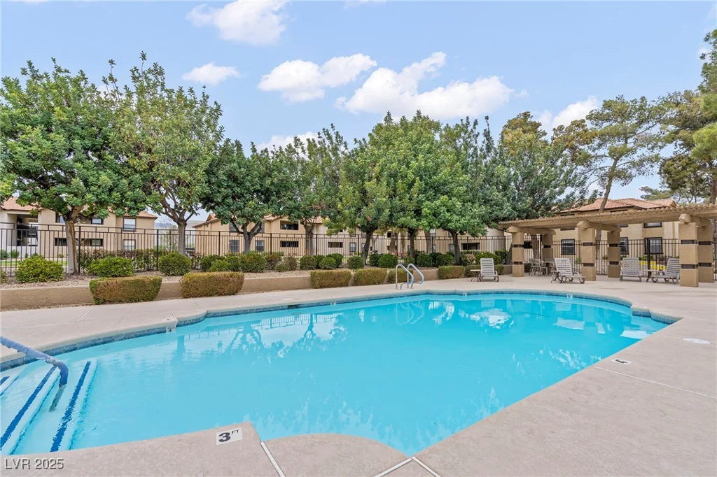 2451 Rainbow, Las Vegas, NV 89108