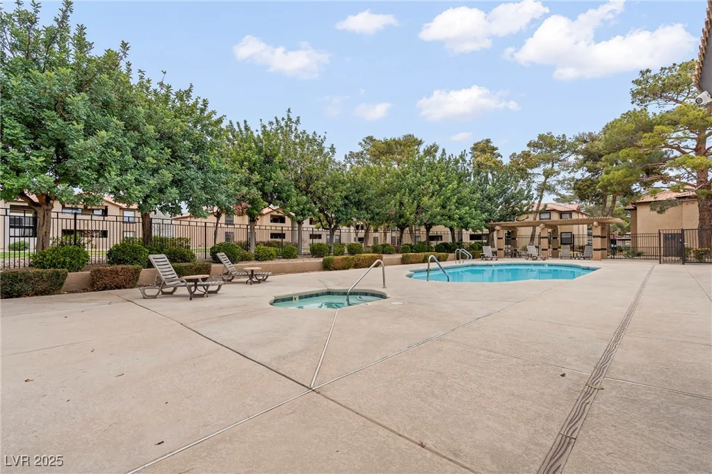 2451 Rainbow, Las Vegas, NV 89108