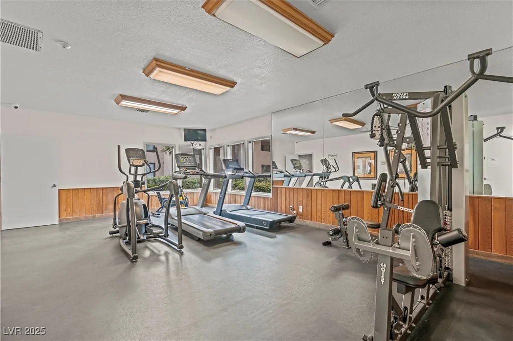 2451 Rainbow, Las Vegas, NV 89108