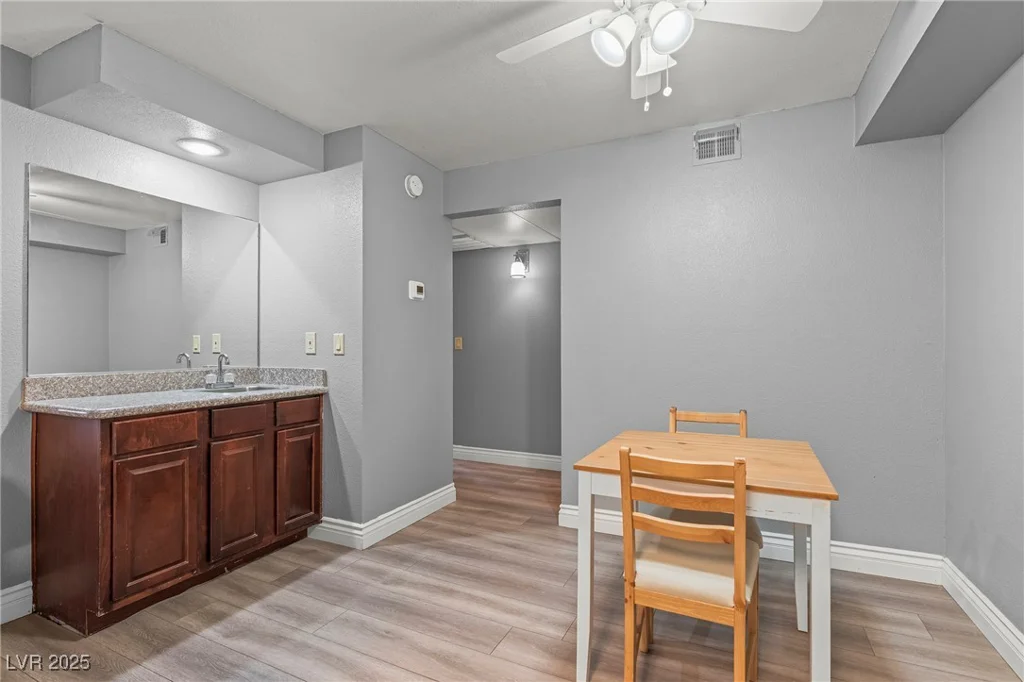 2451 Rainbow, Las Vegas, NV 89108
