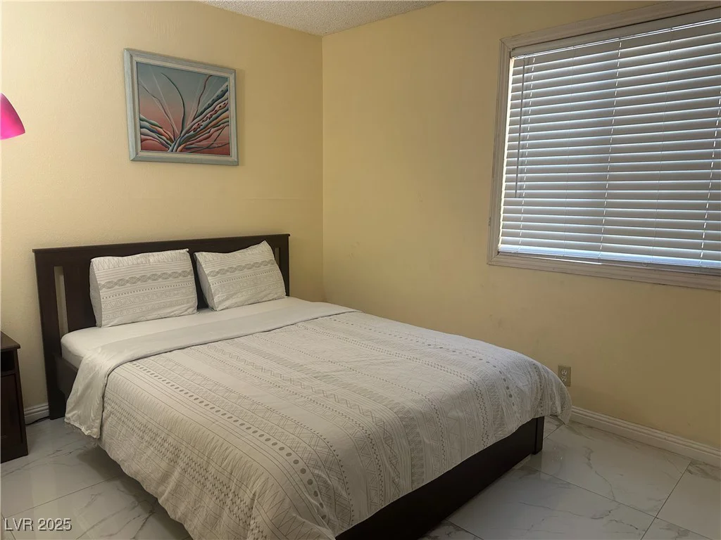 4454 Desert Inn, Las Vegas, NV 89102