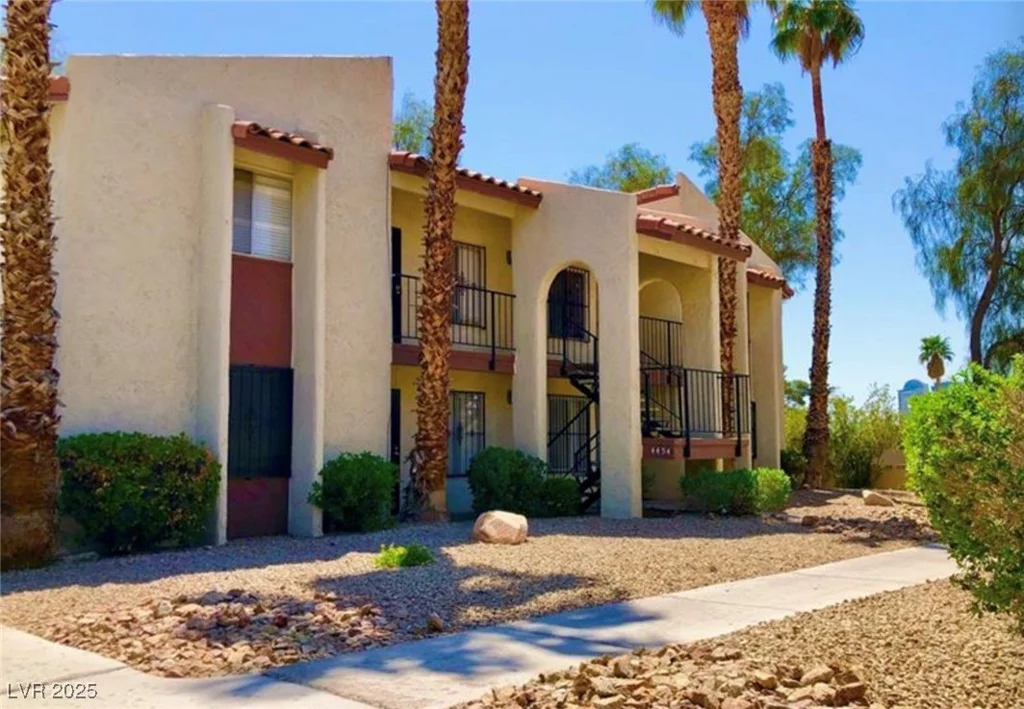 4454 Desert Inn, Las Vegas, NV 89102