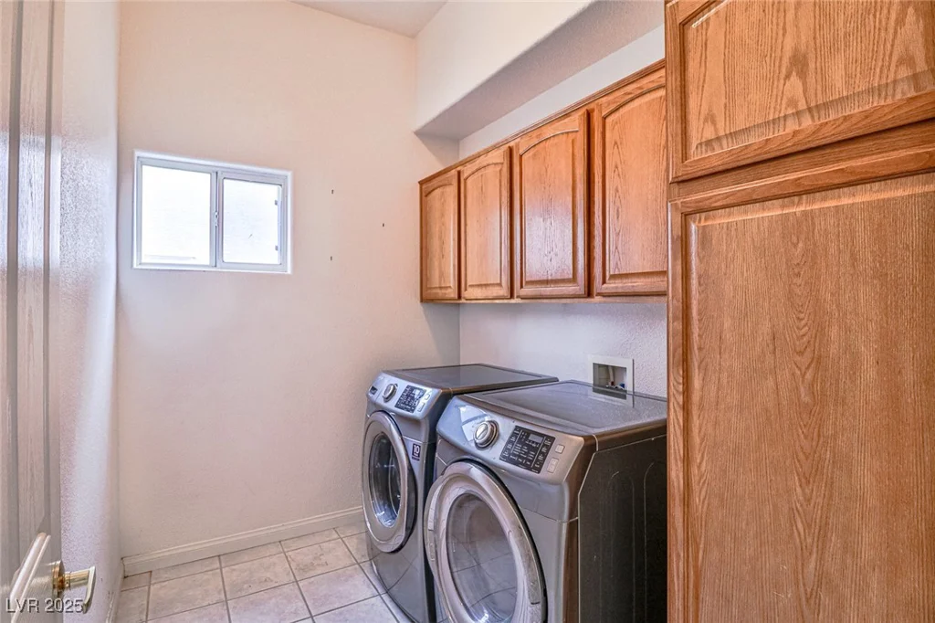 694 Tomscott, Henderson, NV 89052