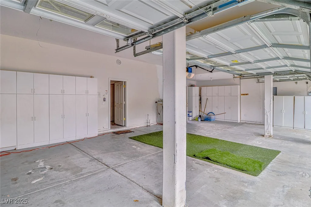 694 Tomscott, Henderson, NV 89052