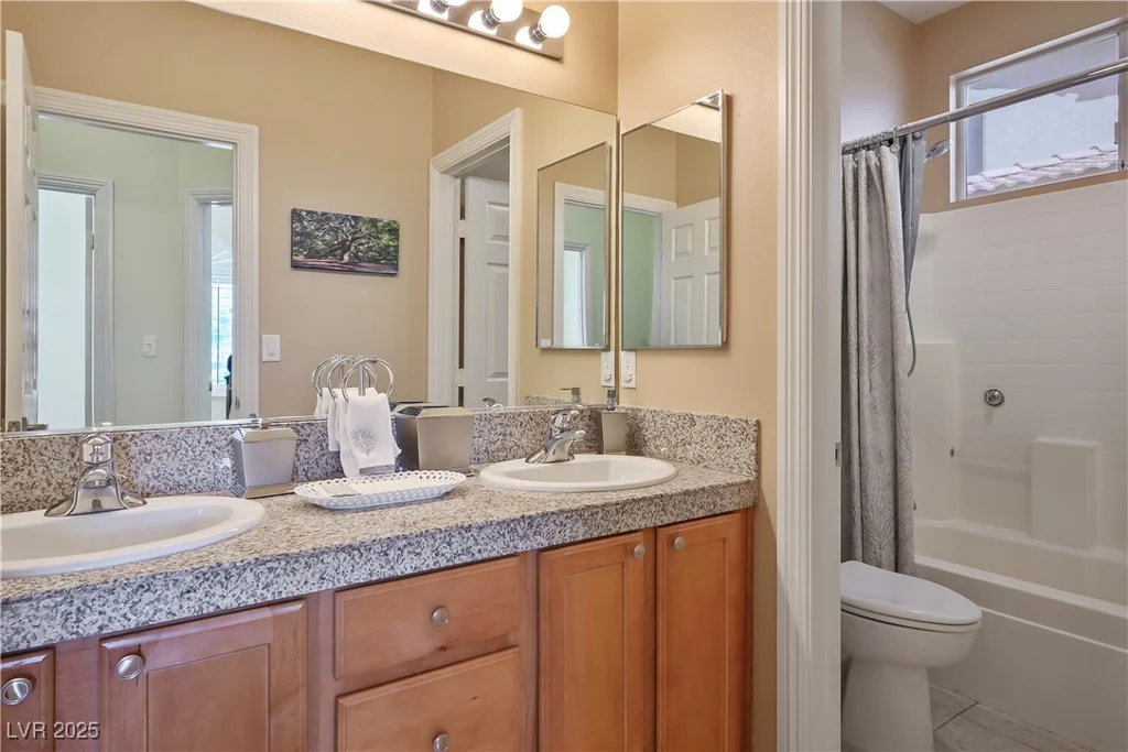 1516 Barrington Oaks, North Las Vegas, NV 89084