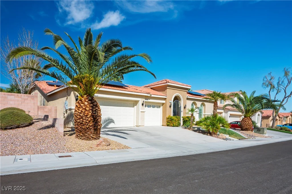 1516 Barrington Oaks, North Las Vegas, NV 89084