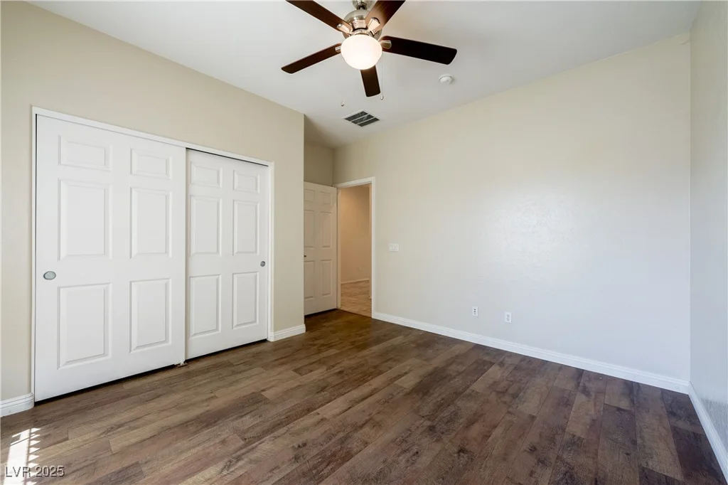 5944 Saddle Horse, Las Vegas, NV 89122