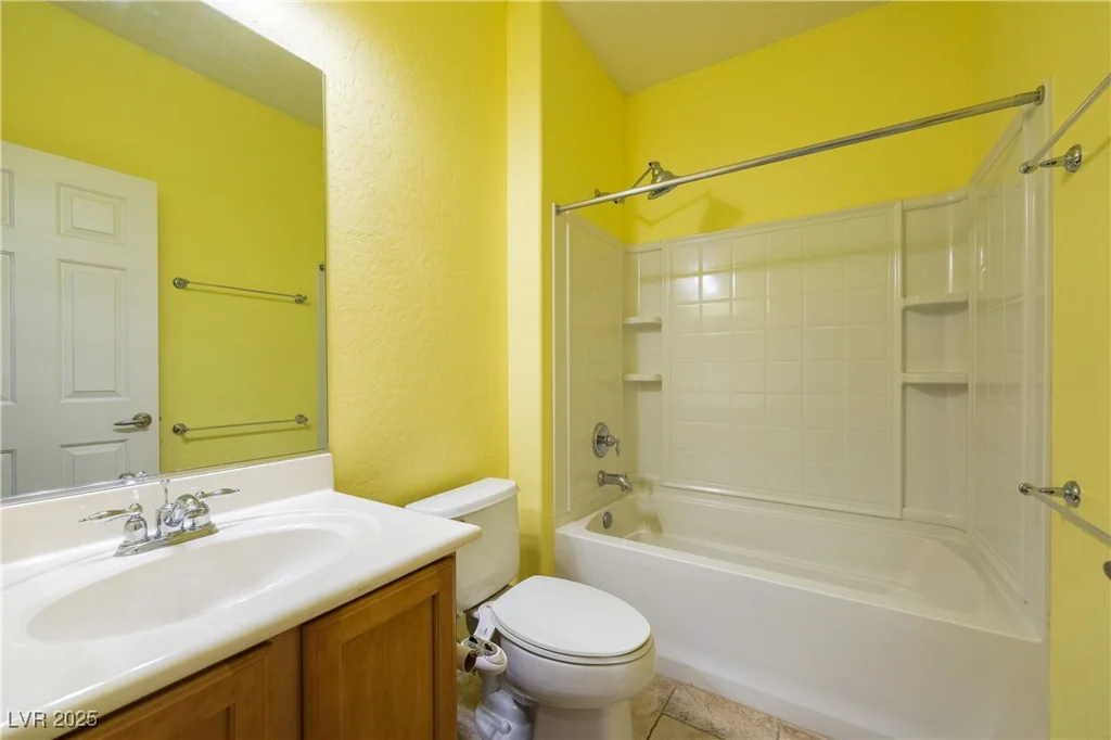 5944 Saddle Horse, Las Vegas, NV 89122