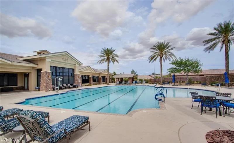 5944 Saddle Horse, Las Vegas, NV 89122