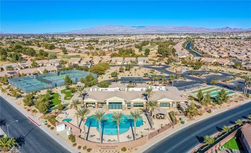 5944 Saddle Horse, Las Vegas, NV 89122